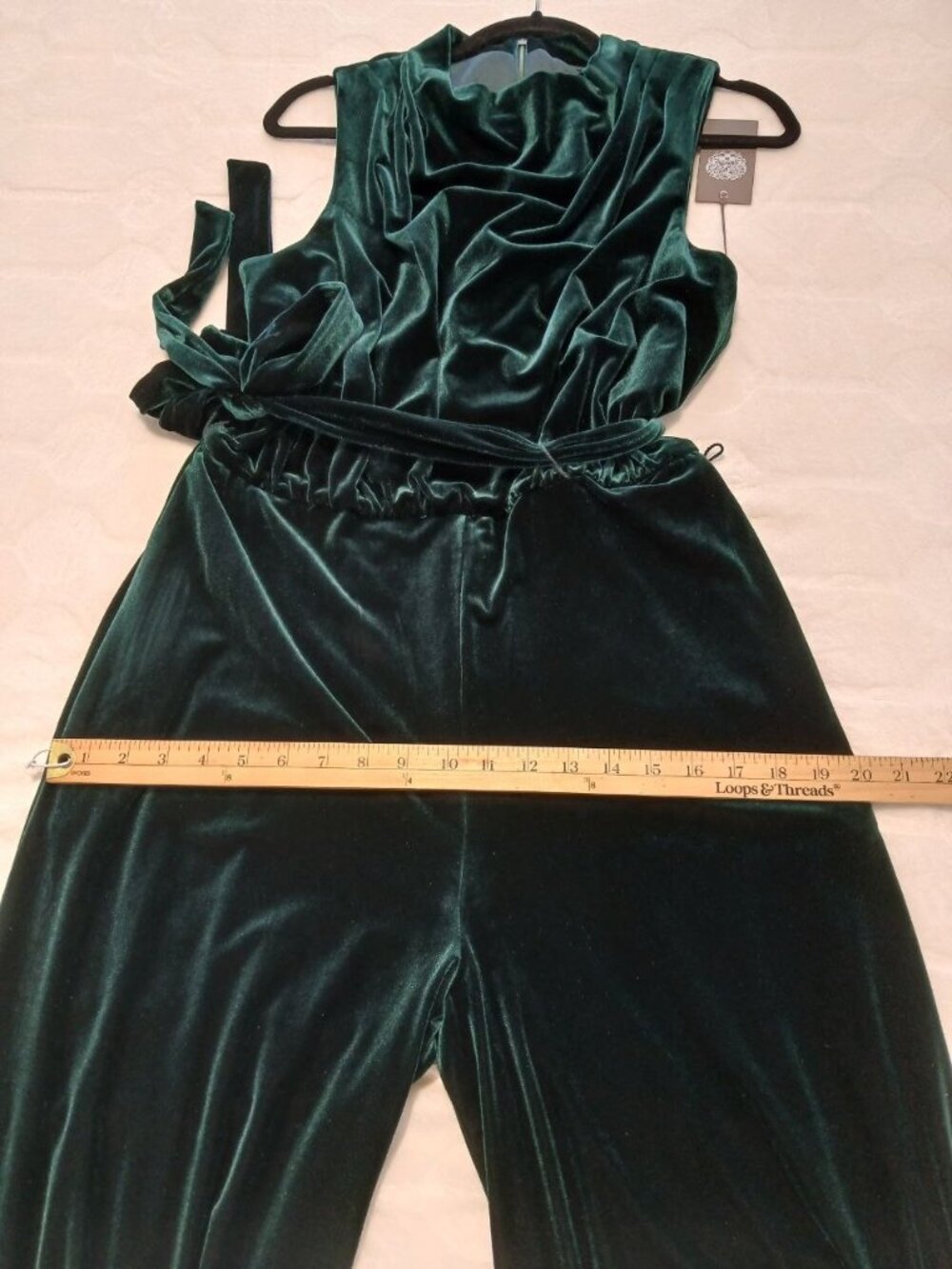 Vince Camuto Emerald Velvet Wide-Leg Belted Jumpsuit Size L NWT - Picture 12 of 16